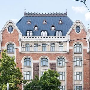 Suite met een Slaapkamer en een King Size Bed